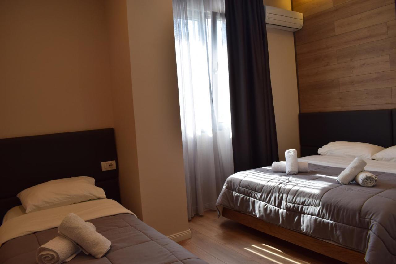 Bluepoint Hotel Tepelene Exterior photo